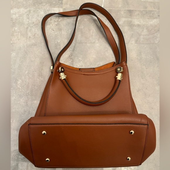 Marc New York Andrew Marc Leather Tote - Picture 4 of 9